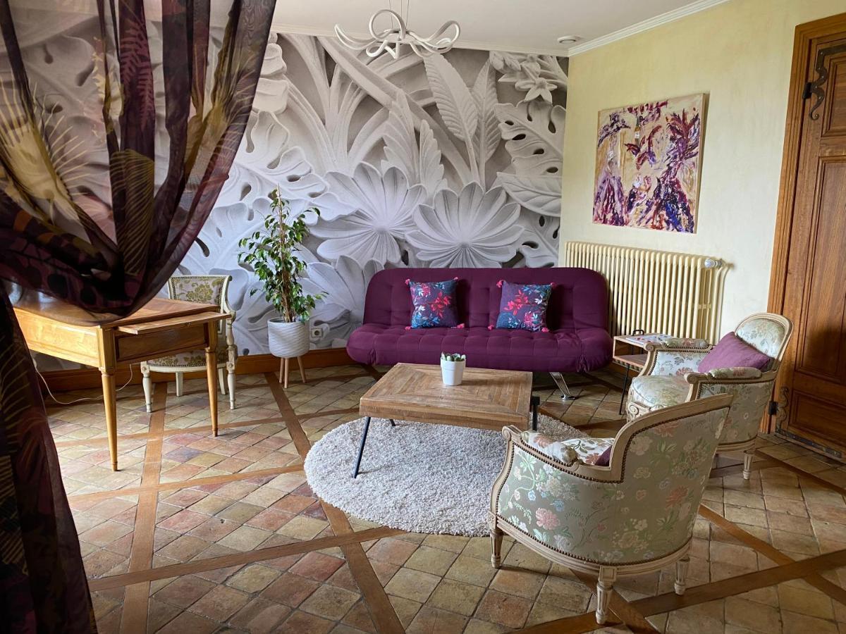 Готель Domaine De La Ruisseliere Lacenas Екстер'єр фото